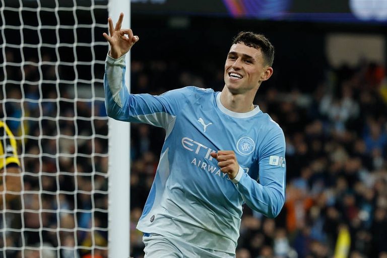Phil Foden scores a hat-trick in Manchester City’s victory over AEK Athens.