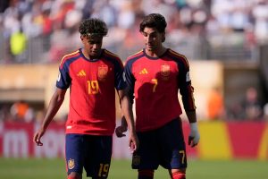 PSG close to €50m verbal agreement to sign Ferran Torres from Barcelona