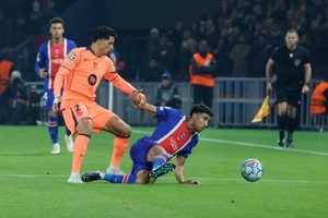 PSG impõe-se ao Barcelona num jogo cheio de magia e golos