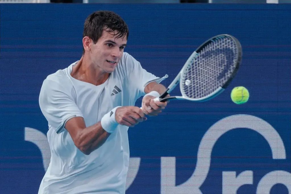 Rafael Jodar dominates Alejandro Tabilo to reach cincinnati masters round of 16
