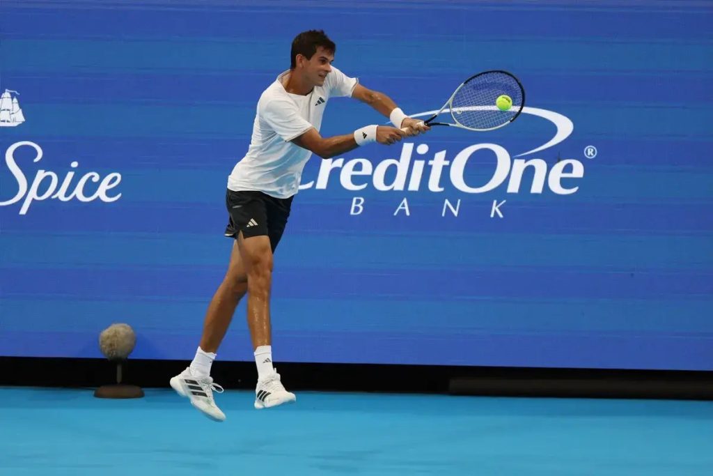 Rafael jodar stuns Denis Shapovalov with comeback win amid shoelace controversy