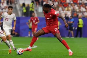 Rafael Leao ready to say yes to Tottenham in £51m Premier League move