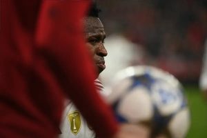 Real Madrid offers vinicius junior improved contract as arsenal grows doubtful of signing
