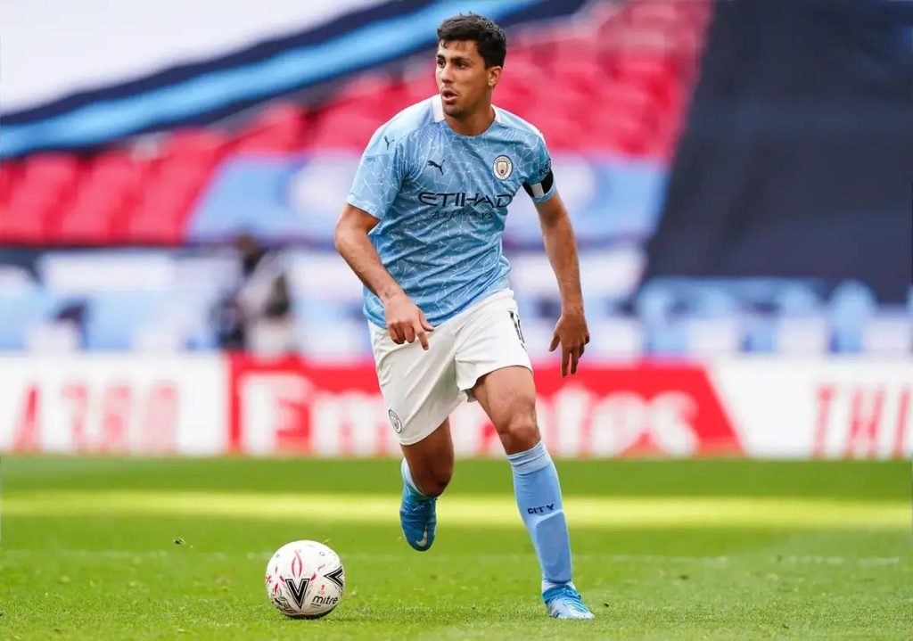 Real Madrid open talks with Manchester City to sign Rodri for over €50 million