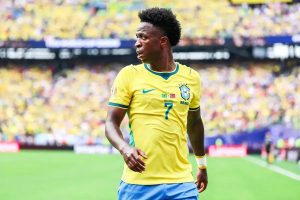 Real Madrid refuses to improve Vinicius Jr. contract offer despite World Cup