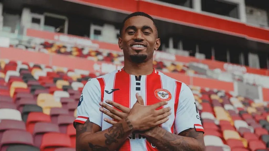 Reiss Nelson seals return to Feyenoord days after Arsenal exit