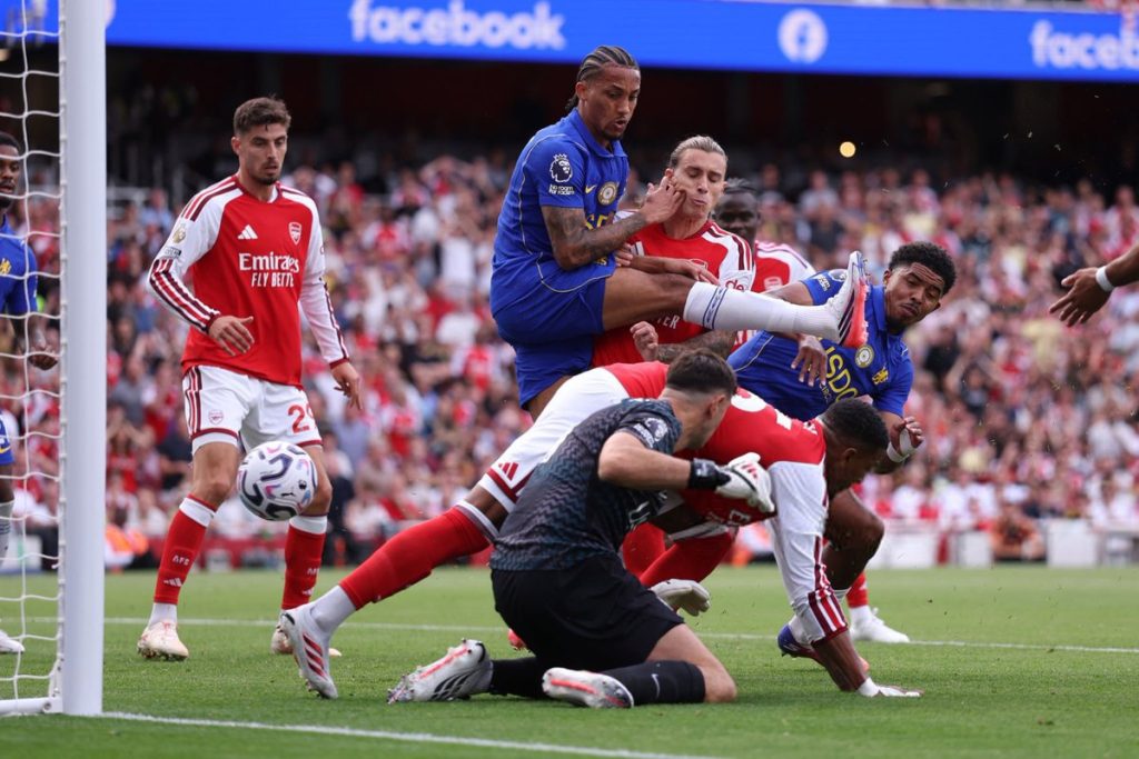 riccardo calafiori hailed as best left-back after key role in arsenal win over chelsea
