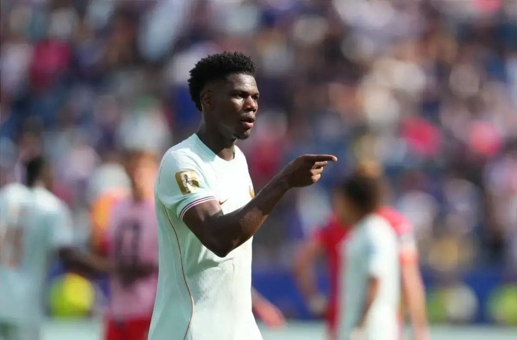 Rio Ferdinand urges Aurélien Tchouaméni to join Manchester United this summer