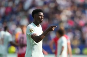 Rio Ferdinand urges Aurélien Tchouaméni to join Manchester United this summer