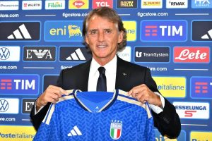 roberto mancini returns as italy coach aiming to restore national pride and win trophies