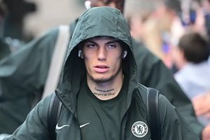 Roma consider Alejandro Garnacho loan with option to buy from Chelsea