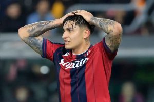 Roma secure €35m deal for Santiago Castro from Bologna with Dovbyk loan included