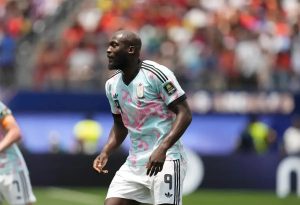 Romelu Lukaku offered MLS exit amid Napoli frustration and injury struggles