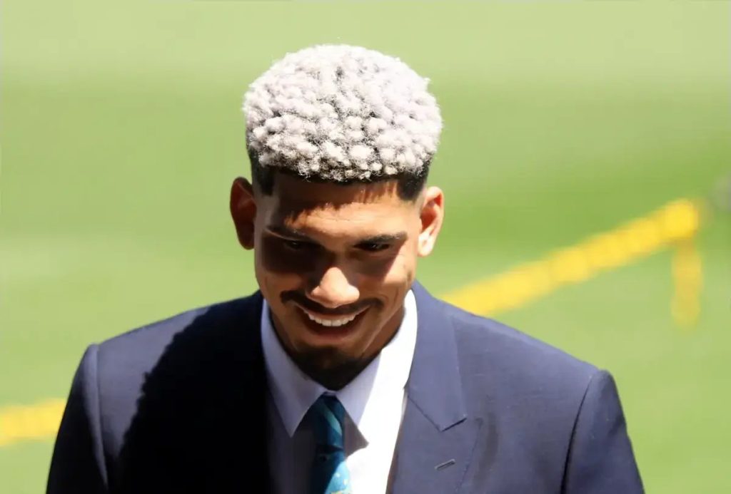 Ronald Araujo confident his style will thrive in premier league after Liverpool loan