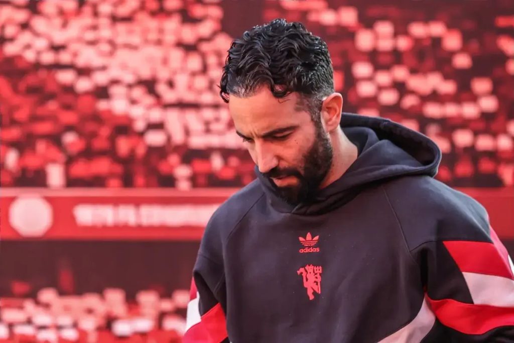 Ruben Amorim apologizes to Manchester United fans after AC Milan unveiling