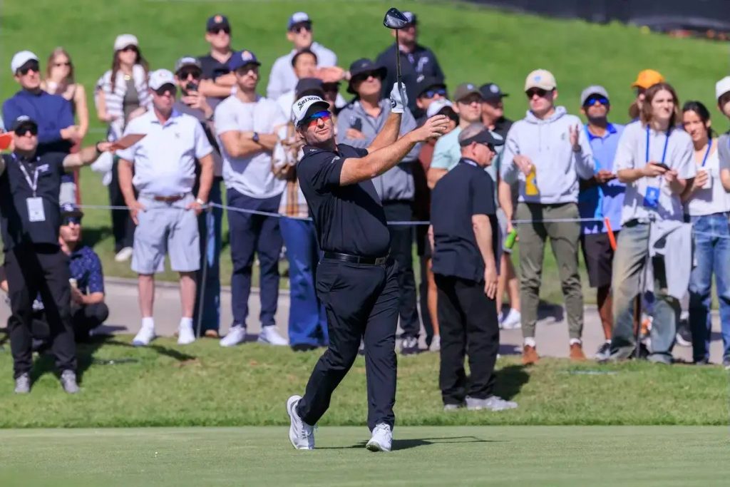 Ryan Fox embraces British Open fame as New Zealand bakery renames pie in his honor