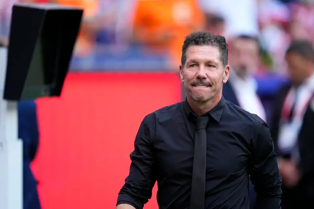 Simeone hopes to support Julian Alvarez amid Arsenal transfer talks