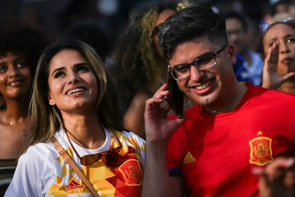 Spain’s world cup heroes return home to a million-strong Madrid celebration