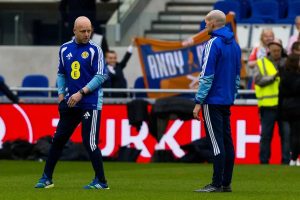 Steven Naismith confirms talks over Scotland role amid David Moyes speculation