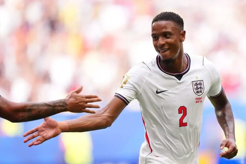 Tottenham agree £75m Savinho deal as Arsenal signs Ezri Konsa and eyes Juventus forward