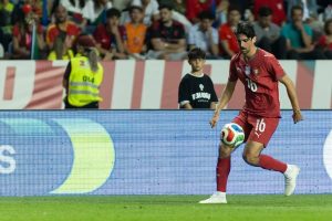 Tottenham and Man City compete to sign Francisco Trincao after 31 goal contributions