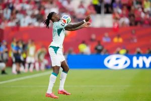 Tottenham enters explosive talks for AC Milan winger Rafael Leão amid Arsenal interest