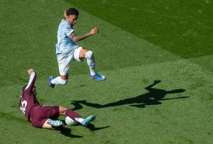 Tottenham faces fierce competition from AC Milan for Manchester City’s Savinho