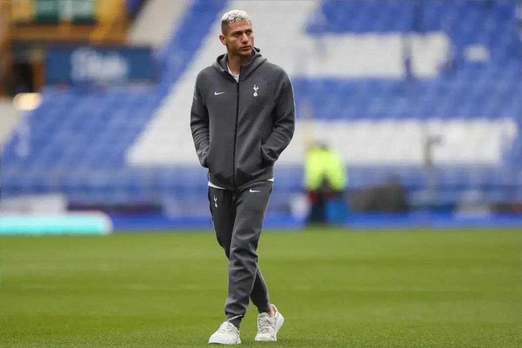 Tottenham open talks to sell Brazilian star Richarlison in cut-price deal