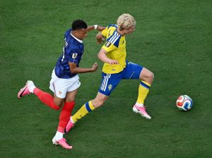 Tottenham rejects Newcastle’s £46m bid for Lucas Bergvall amid Arsenal transfer links