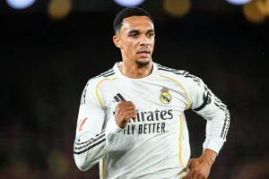 Valencia urges Manchester United to sign Trent Alexander-Arnold in dramatic call for reinforcements