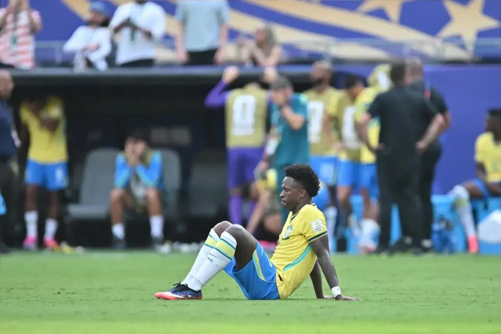 Vinicius jr ends Arsenal pursuit by agreeing new real madrid deal