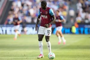 West Ham must prepare £6m Man United bid if Brentford complete Diouf deal