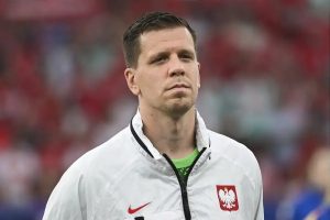Wojciech Szczesny reveals Arsenal injury still causes pain catching ball after 15 years